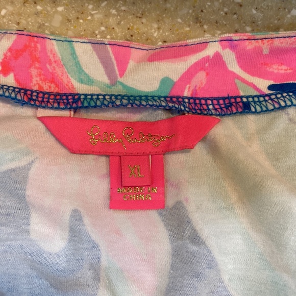 Lilly Pulitzer size XL (12/14) beach wrap with skorts! - Picture 2 of 4